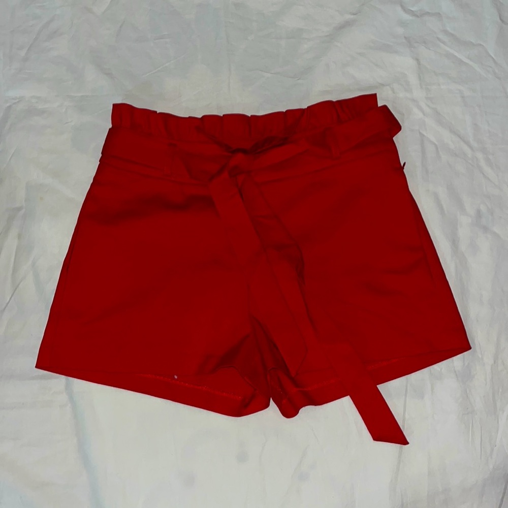 Studio F Woman's Red Shorts With Knot Size 4